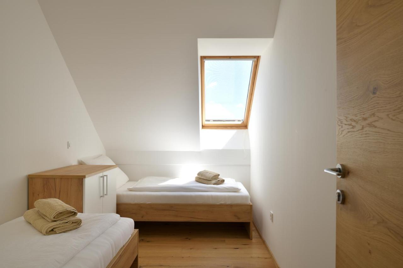 Farm Stay Jarc Vineyard Svecina Eksteriør billede